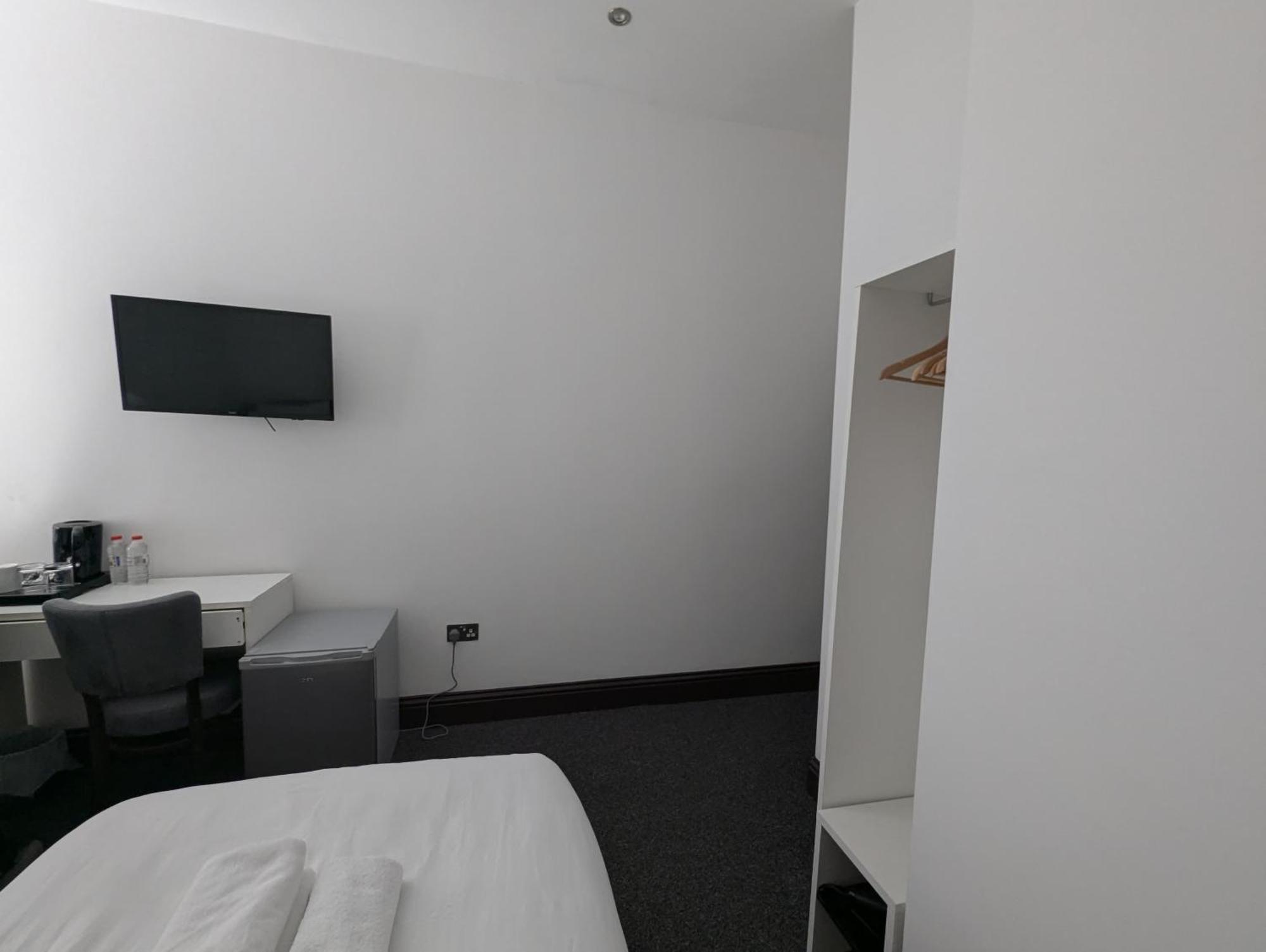 Oyo Firs Lodge London Heathrow Hounslow Ngoại thất bức ảnh