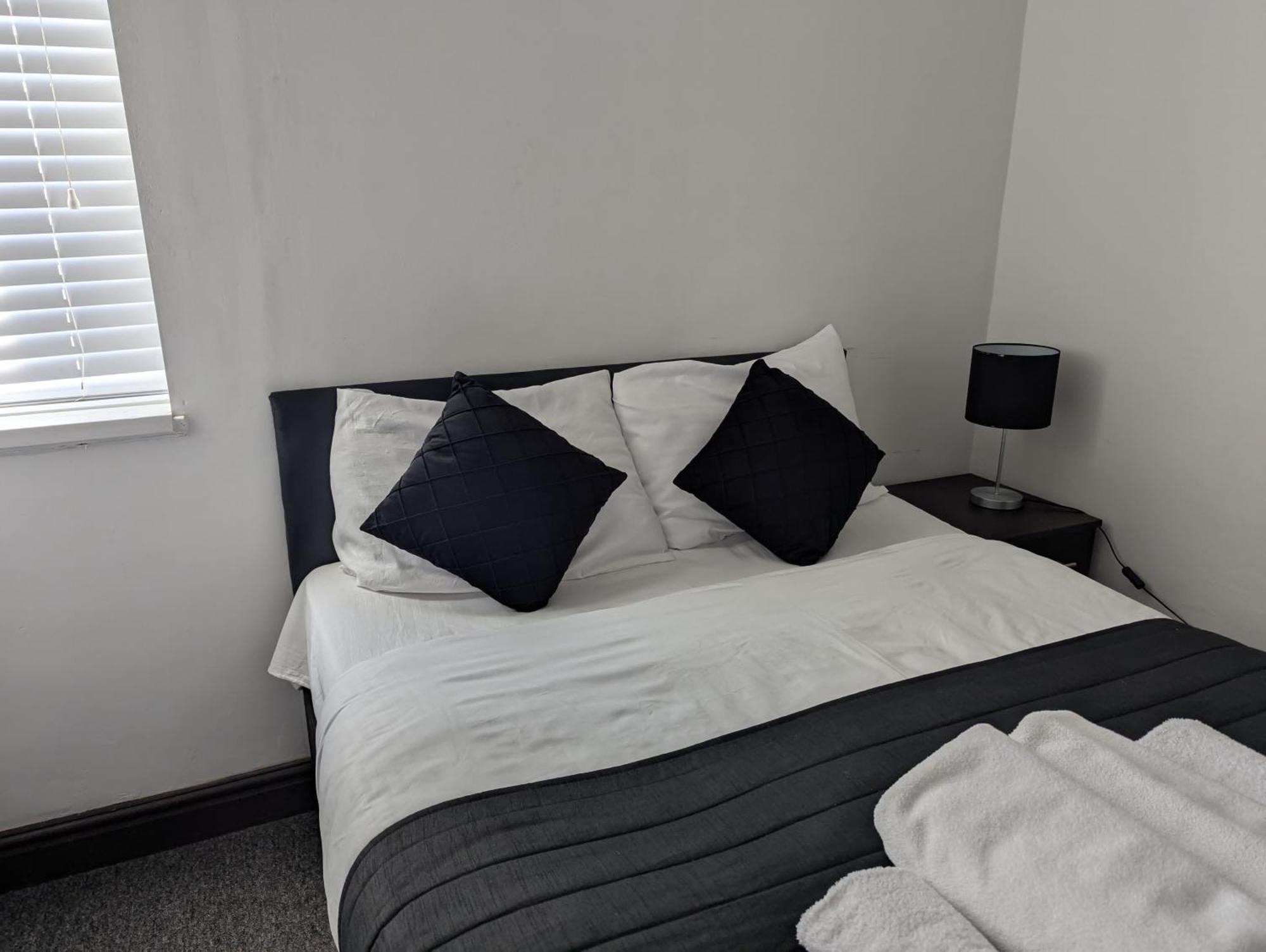Oyo Firs Lodge London Heathrow Hounslow Ngoại thất bức ảnh
