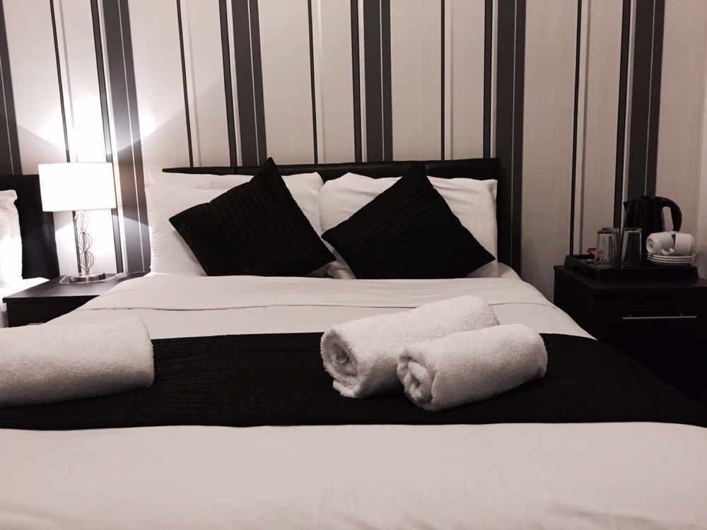 Oyo Firs Lodge London Heathrow Hounslow Ngoại thất bức ảnh